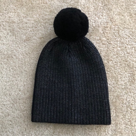 Lululemon All that Shimmers Toque - Picture 1 of 4